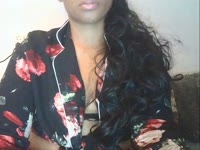 Ik ben een exotische, prachtige Caribische dame met een ongekende passie voor het leven en alles wat erbij komt kijken. Mijn warme uitstraling en sensuele energie zullen je direct betoveren, en ik ben hier om je mee te nemen op een reis van verleiding en plezier.Ben jij op zoek naar een hete, verleidelijke ervaring die je niet snel zult vergeten? Kom dan bij mij, de Caribische stoute dame die weet wat ze doet. Ik combineer de passie van de tropen met een ondeugende flair die jou gegarandeerd in vuur en vlam zal zetten.Met mijn exotische charme, speelse houding en avontuurlijke geest neem ik je mee naar een wereld van plezier en opwinding. Of je nu hebt in een flirterige chat, een uitdagend spel of iets dat je grenzen opzoekt, ik ben hier om jouw verlangens te vervullen.Dus, waar wacht je nog op? Kom bij mij en ontdek de magie van de Cariben, direct vanuit de privacy van jouw scherm. Ik ben klaar om je te verrassen, te prikkelen en je te laten verlangen naar meer. Durf jij het aan?