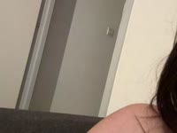 Salut, je suis nouvelle ici. J’adore discuter et faire plaisir à mes visiteurs.J’aime créer une ambiance douce, sensuelle, coquine selon ton envie.