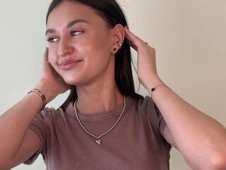nude webcamgirl EbonieTurkus