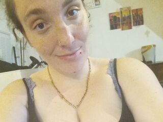 camslut topless FionaAnoif