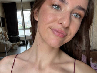 naked cam girl GingerWareham