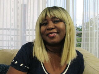 webcam bitch chatroom LucylinBlack