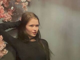 cam girl webcam sex CharisseChappel
