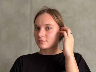 free cyber sex ChrystalNoury