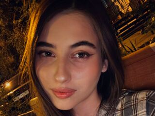 closeup pussy LeiaFrost
