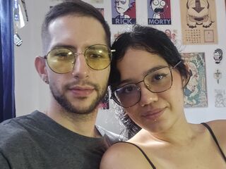 nude webcam JuanAndCami