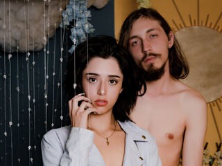 free nude cam JunnaAndKurt