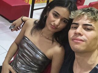 hot couple live webcam MadissonandRobin