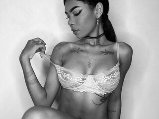 camgirl bdsm livecam CelineMoretti