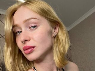 hot cam girl masturbating with vibrator AdeleAllens