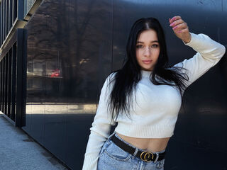 adultcam AliceLeighan