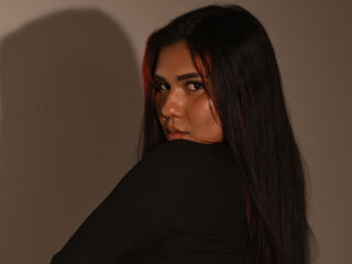 fingering girl chat AlizLatifa