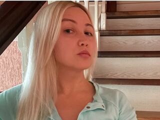 girl fingering shaved pussy AmaiaJohnstone