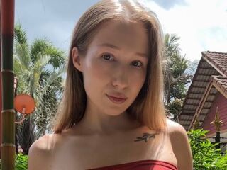 camslut topless AnnySolane