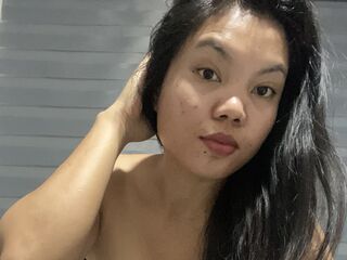 camgirl showing pussy AranyaMax