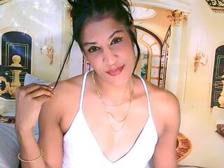 fingering cam girl picture AzzyGreene
