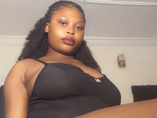 webcam bitch chatroom BellaVine