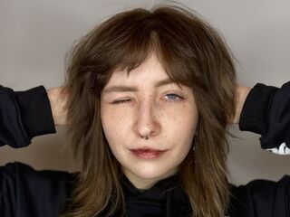 cam girl chatroom BettieGiernoth