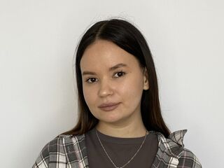 mastubating web cam girl BettyKalson