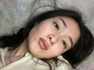 cam girl masturbating with vibrator BrookePratts