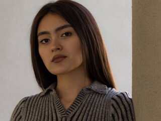 voyeur cam CandraGraber