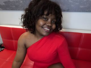 cam girl playing with sextoy CarmenDubois