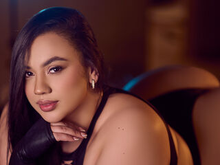 chat room CarolineBleir