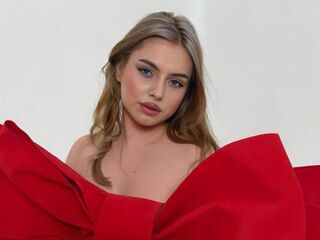 sex cam live ChloeHollyberry