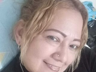 camgirl showing tits ClauSilver