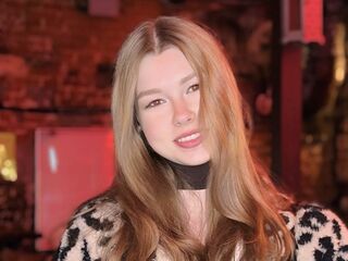 sex web cam chat DainaThroneberry