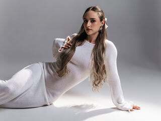 free chat room DannaWhite