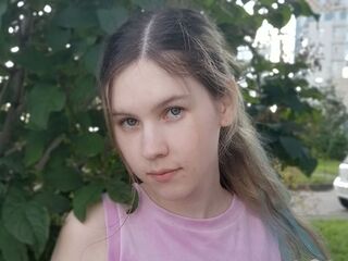 webcamgirl chat room DeidreSarin