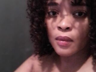 real live cam picture DelicateDiamond