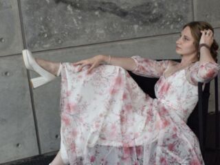 cam whore livesex EarleneConaghan