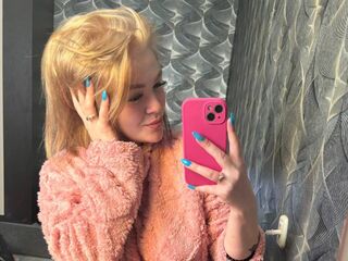 naked cam live ElizabethCamaro