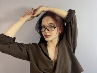 girl showing tits ElizabethHerrer