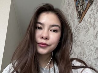 naughty cam girl fingering pussy ElleStarling