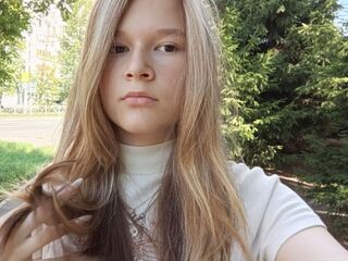 naked cam chatroom EllisLancaster