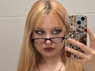 girl webcamsex EloiseGow