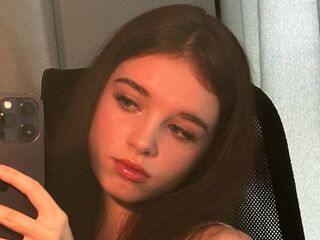 sexy webcamgirl ElzaStern