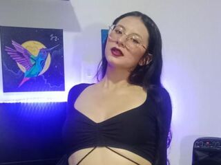 jasmin cam whore video EmberCullen