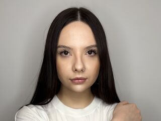 naughty cam girl masturbating with dildo EmikoTriana