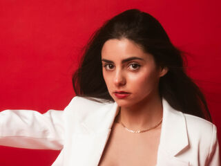 camwhore masturbating with dildo EmiliMua