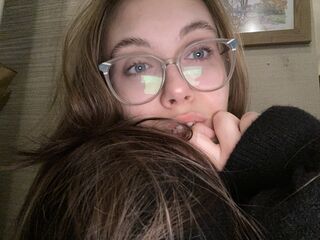 girl sex chat room EmilyLoven