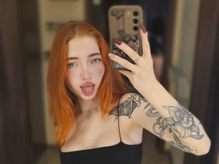 camgirl masturbating with sextoy EvaOrange