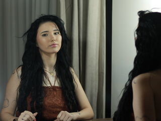 naked girl with webcam masturbating with dildo FleurDivine