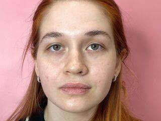 webcamgirl chat room HaileySignor