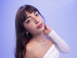 hot cam girl masturbating with vibrator IrisVelvet
