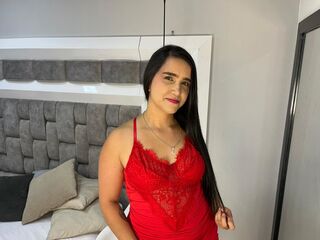 topless cam girl IsabelaHanson