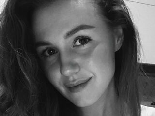 beautiful webcamgirl JanieceZarco